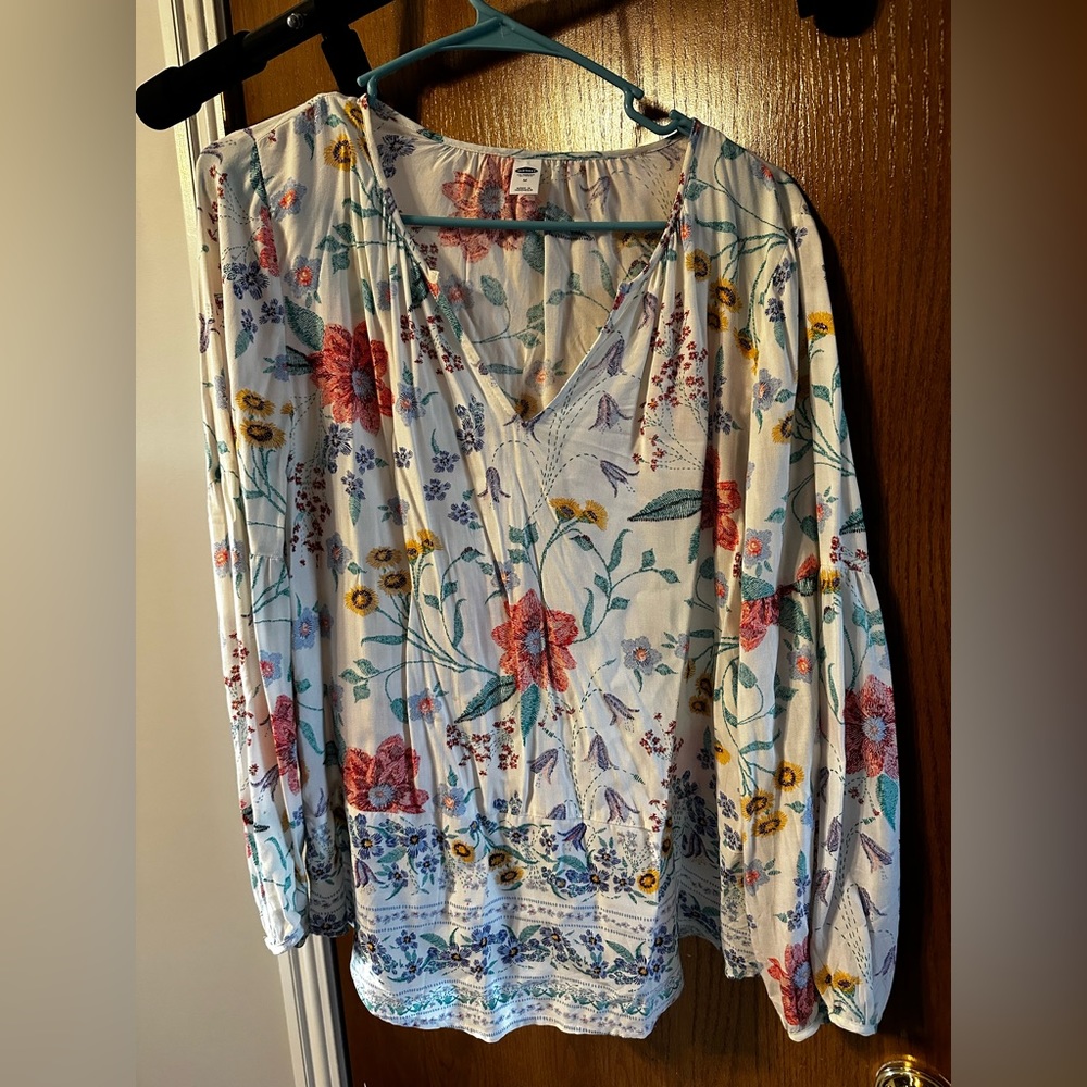 Old Navy Flowy Floral Blouse